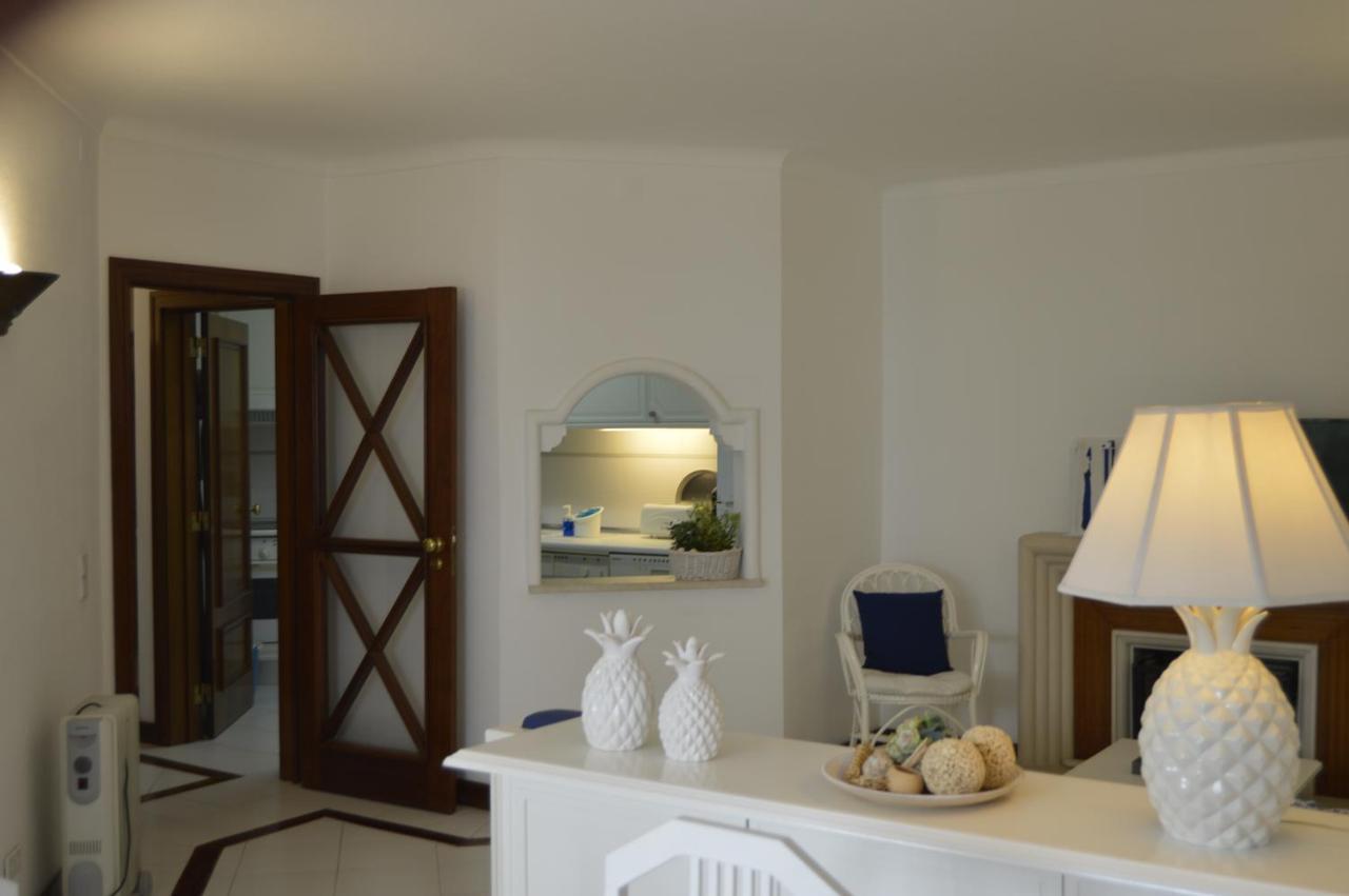 Apartamento Proximo Da Marina Vilamoura C/Piscina E Estacionamento Esterno foto