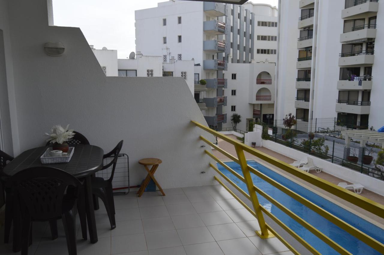 Apartamento Proximo Da Marina Vilamoura C/Piscina E Estacionamento Esterno foto
